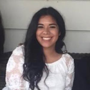 Meet your Posher, Adela